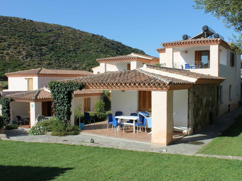 F2E316CBA795AB9CD0AAFECED439B9E7