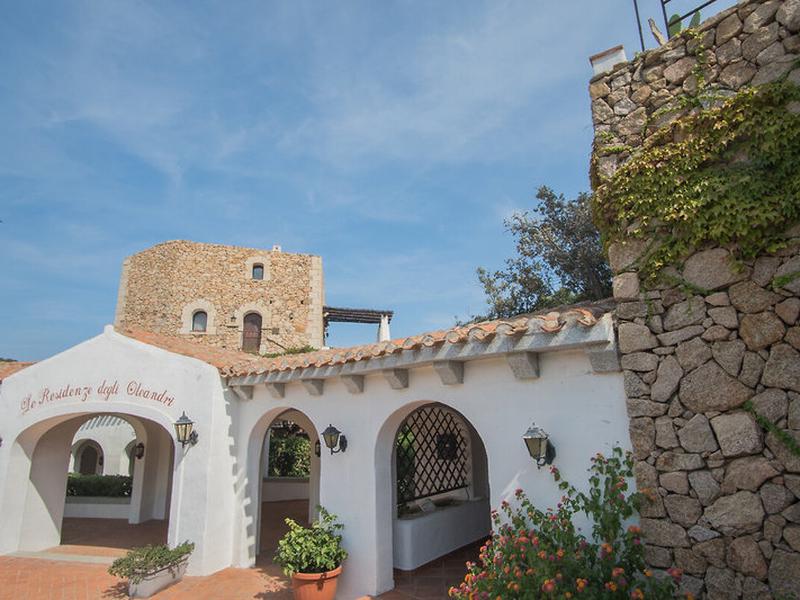 02F3C3389A2748FE9702CCEBE12090A4