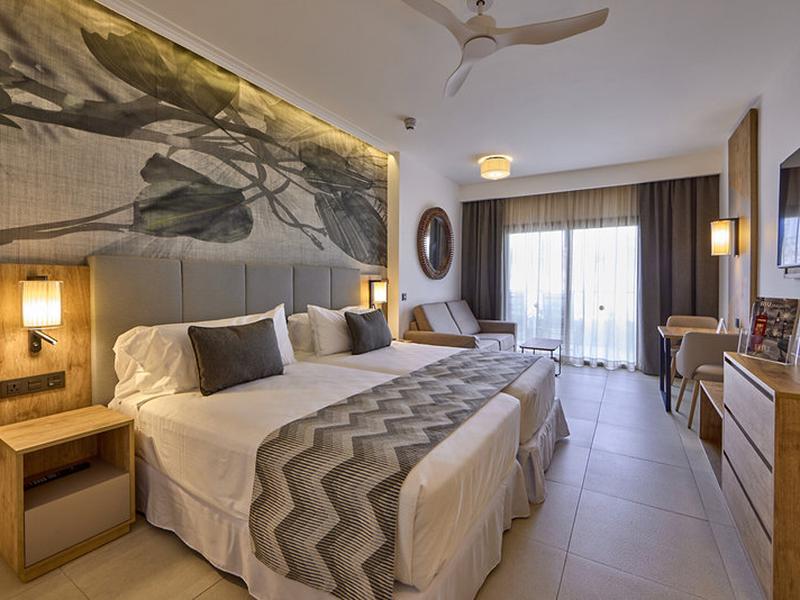 84C174DB3A487EFB0E7DA7B5ADDDDC3D