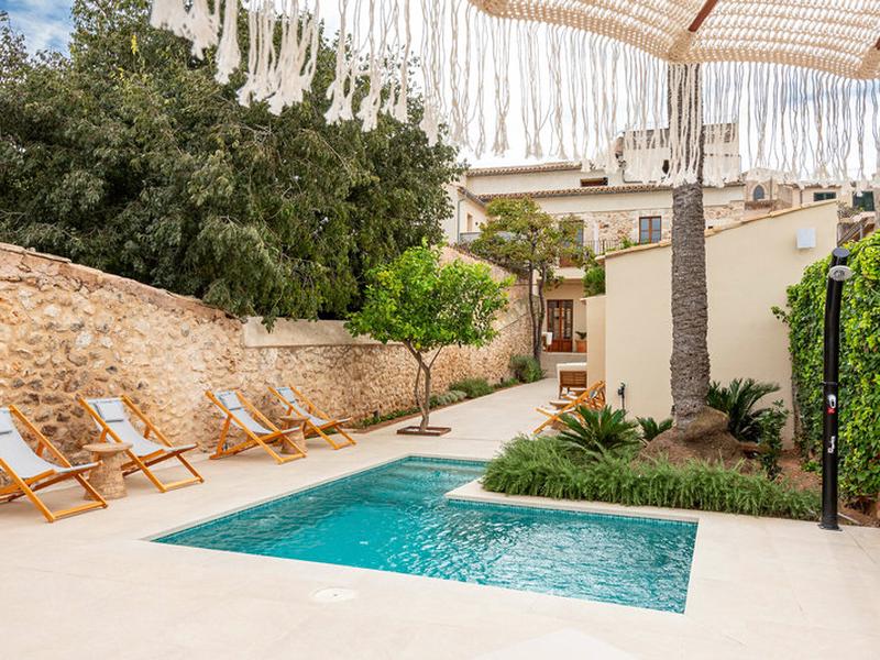 5CA04DDBCF732F3E7AFAD545AA439588