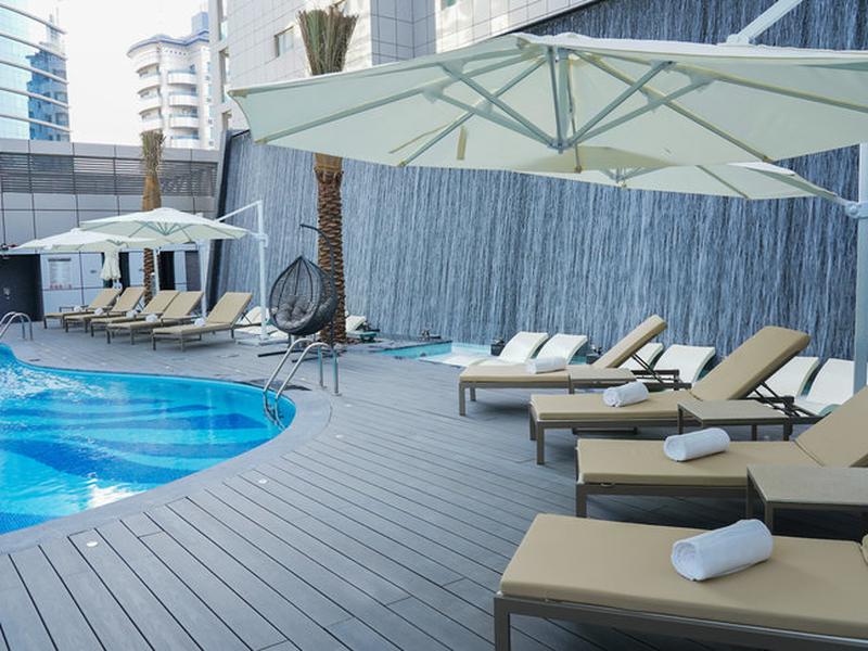 Al Khoory Sky Garden Hotel