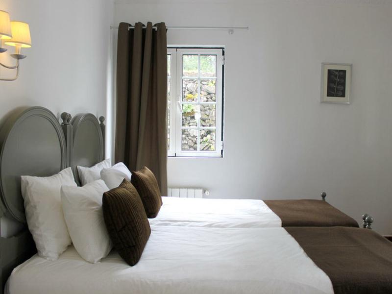 14B74A93A2502D012832A6B89C755D90