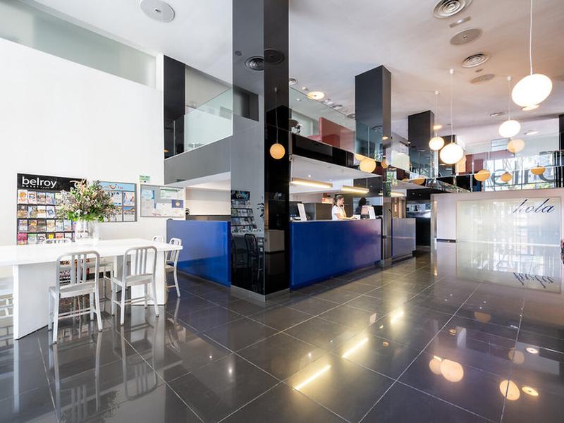 39B66817C4E9A03B12EE57C11E5666E8