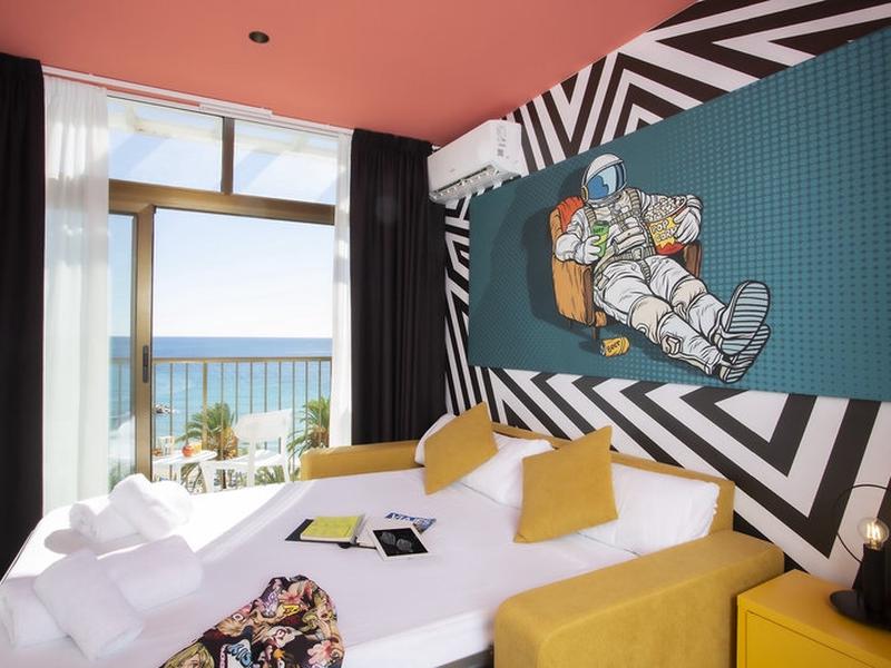 DCEE7D4B60EA44A898DCED1FBBA2B39B