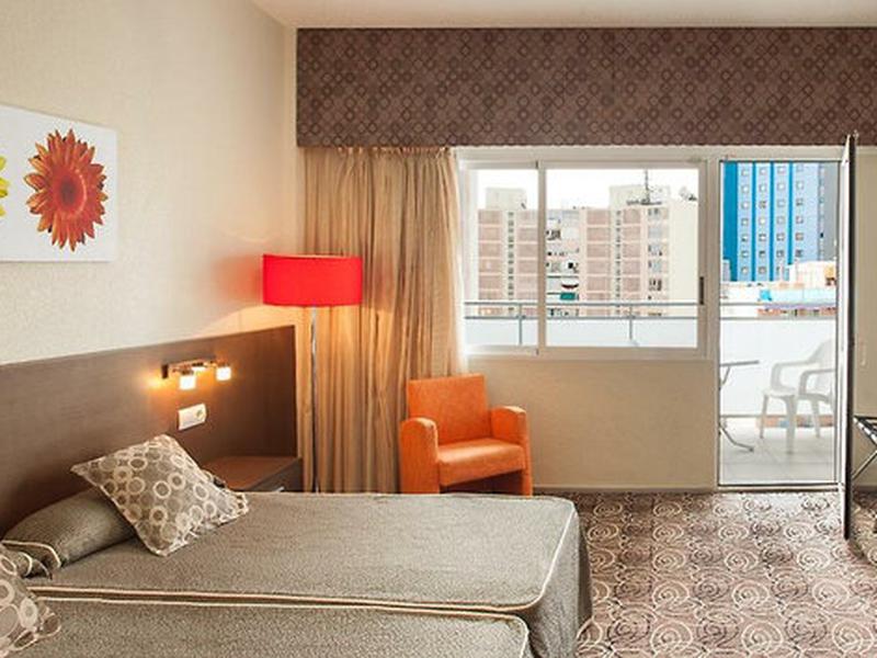 FFEE50B4ECFD0A8B8C77CA544601BDA1