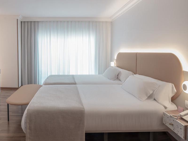 AF7447B6FD677A9A59049BC0130F498E