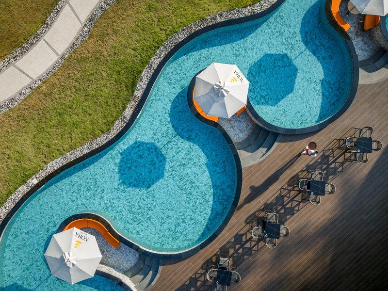 C395B3A05BB4F609700AECBA04B2474F