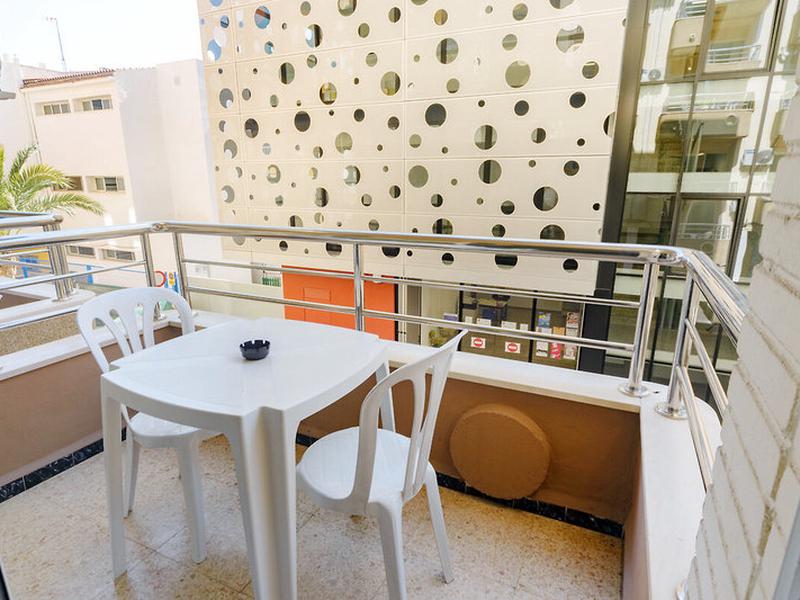 13070F8E826846CEF0D1B0932E6FC6A9