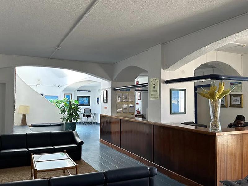 37B14154936F3B1BDF8D892FC19B6138