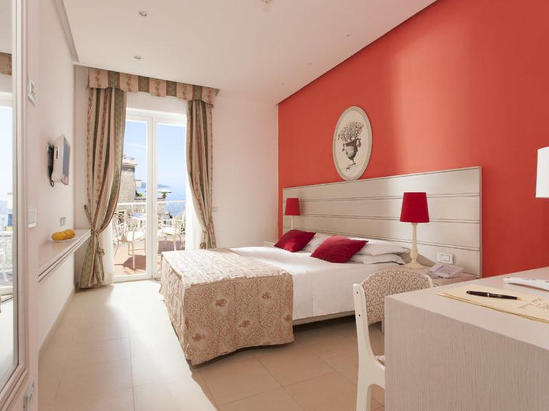 DF4C0E83A8477C8DBAED448B4F8C7336