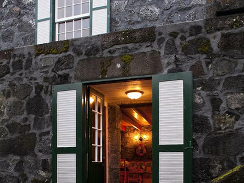 7AAFA55F6BF4DEEBEC3A22F120FFC7FE