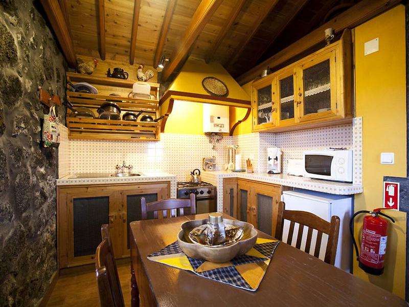 21CA1105570C6B8A4717DDDF41CE2EF7