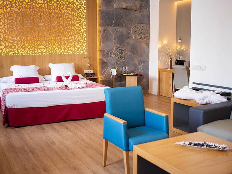 31504CE02DB84A429F6CBAD97C80CDE9