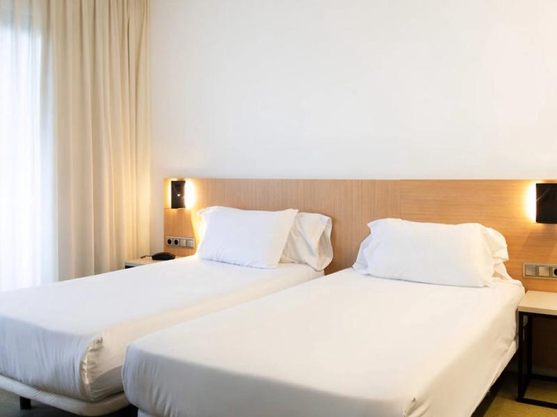 4877C64F075FFD1E4866DAB951D07A2B