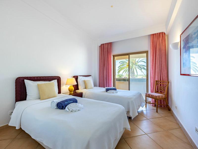 99F4858743D83B473B555D5C91FE1CF6