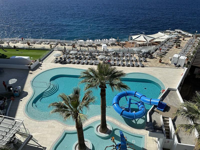 636883A7D46DF355B763C6C8F70BE038