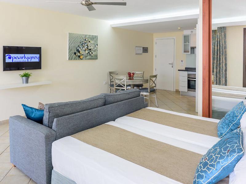 2F1E63BB638E246BD71B66921036CB9A