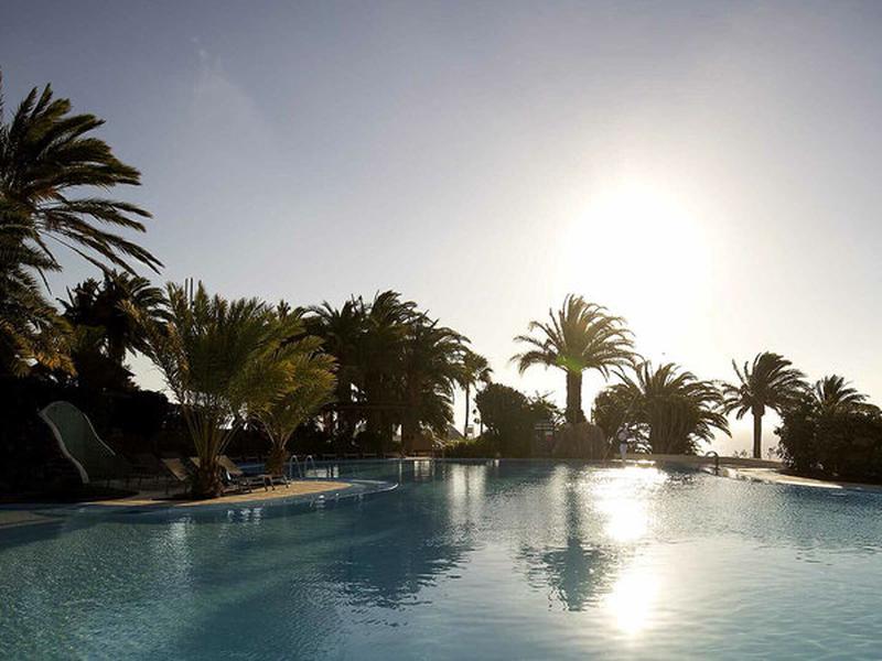 4D26B24EBDD5D6284F6107F3A457491D