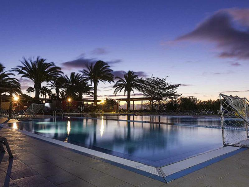 03190CAF77C82D5F3A547E68D8F9792D