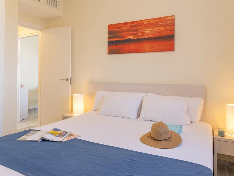 EE6814D760B0ABF7D8265F4447AC7E2E