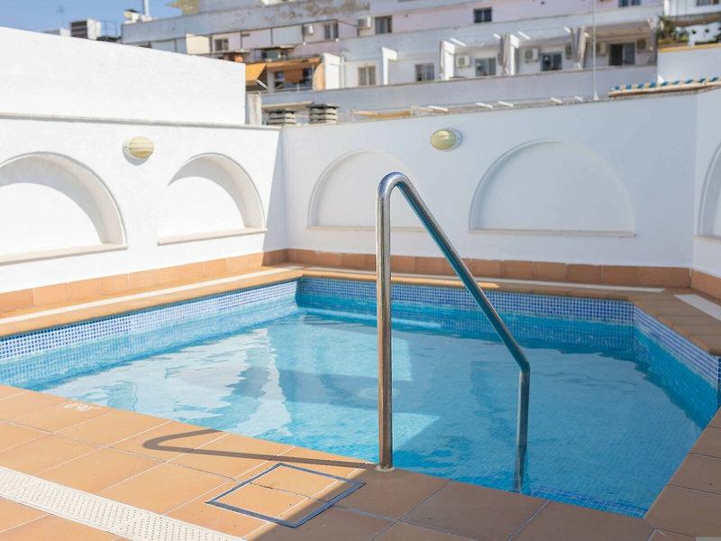 01752EEF0EB7E1F37147D22BC6C57F71