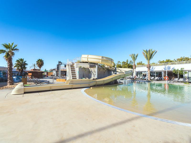 7D1AD69372584223919593413FE1F8C1