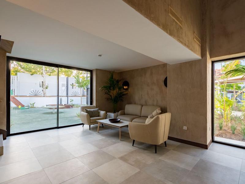 22651DCFE661FAF93E4C55CE8C66D94C