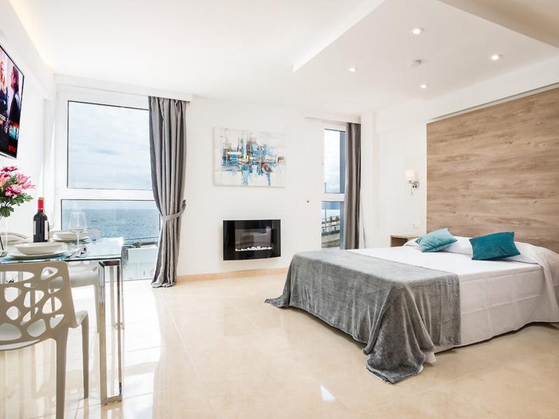 016210E6FDF1E3D3C40467BE26EE053D