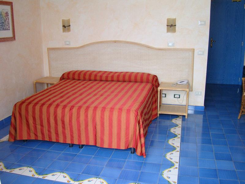 1AE393CF91C2ECE0D27BBAC661B32326