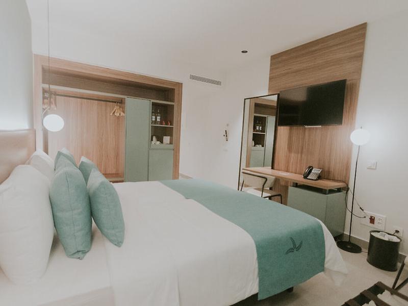 B99603A03935D7243C35FB7F585FD3DE