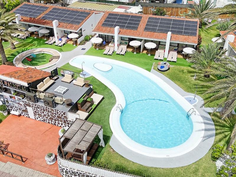 CE427561F2A8C76CB87E189D9A5ECEC3