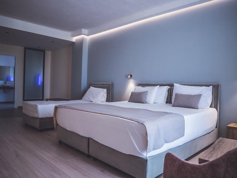 F5BAB04842D212A7AB810C9AFB0333F0