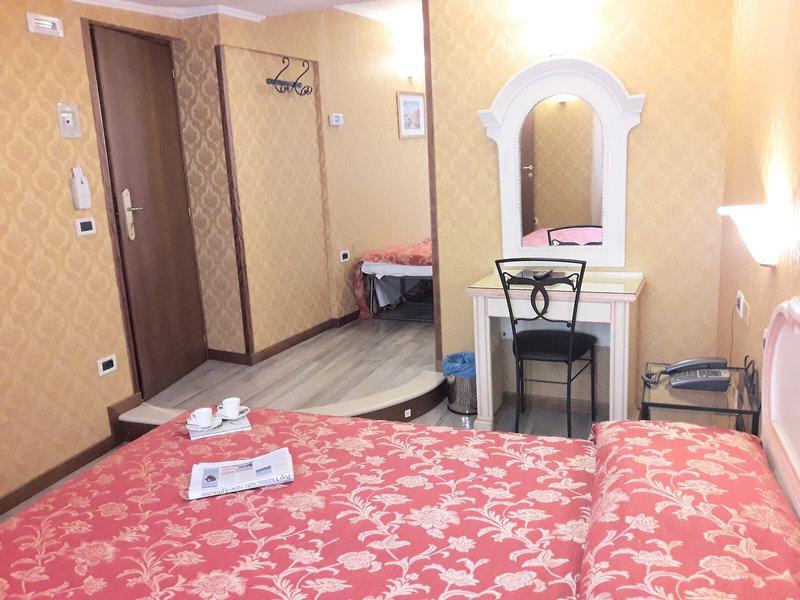 19C38EAE86E4DEB8C60E7379441C7A17