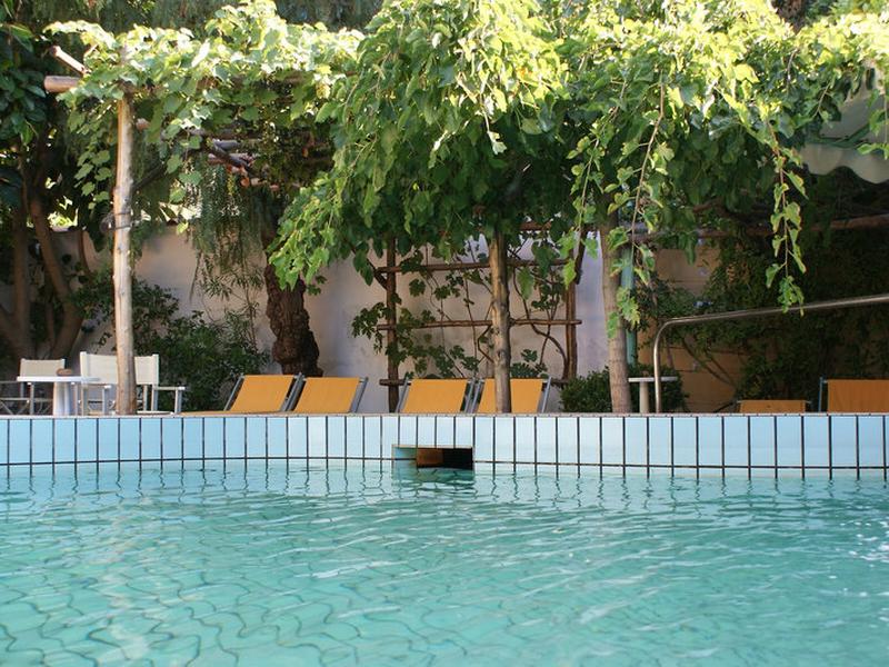 56EE587EE67163C8E5F628CBF51F7E7D