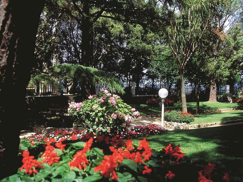 67471D86C5AAD6F76764A1002C499C34