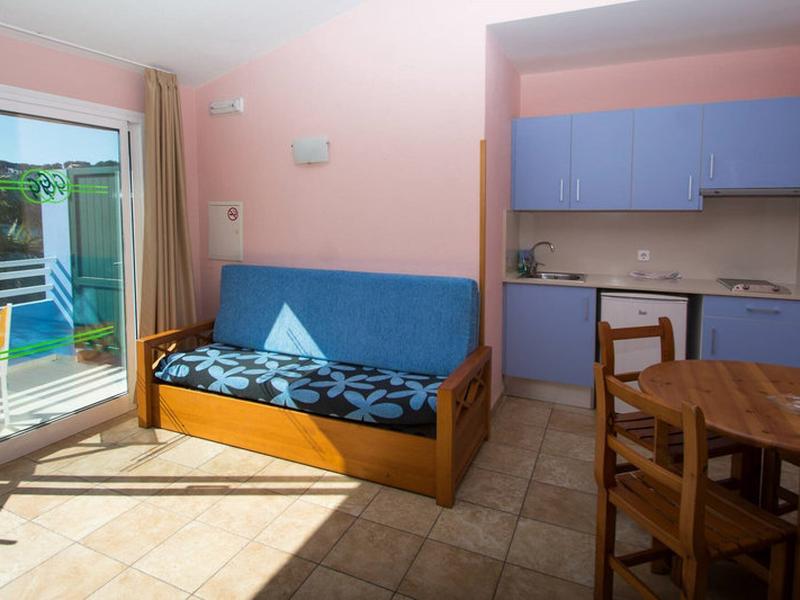 984F420764E27B5FEC270DE64063A6DF