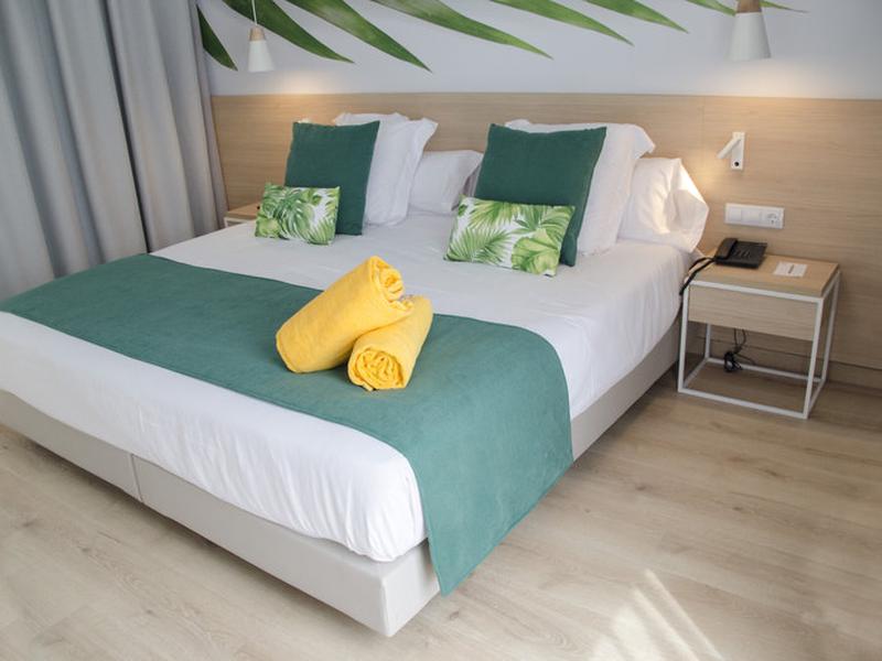 DB7868E1BF82AAC3B0554A14E7DBE449