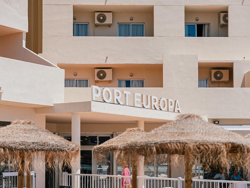 42789A9E4A611F2160F88B9EB4AAF257