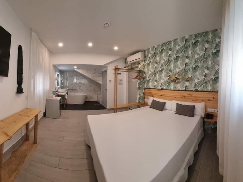 21C1E18FF0EA20F7C9652D7B2A22F51F