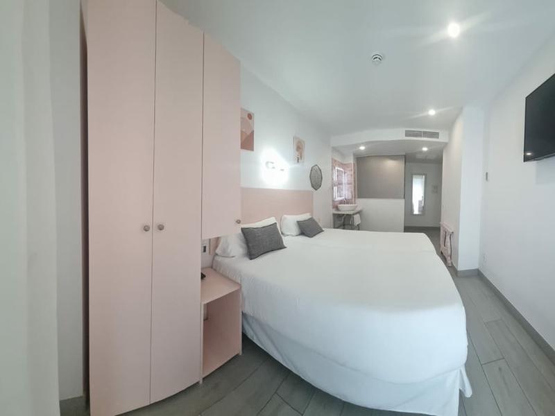 9399072F534F994BC6078D4E743945E5