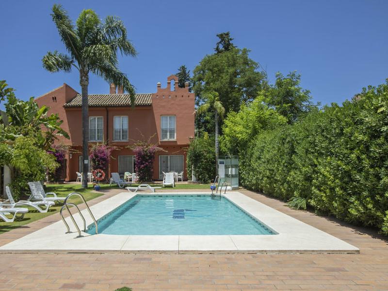 9519DF20EC63B77ECCDEC8CFDCB27998