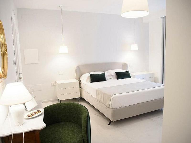 170AC9431E847038DF3475C8375C47AC