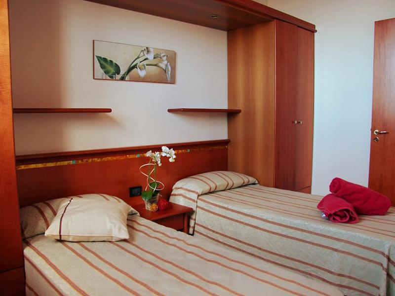 A4699493DEA4D381B1006B6F4354665C