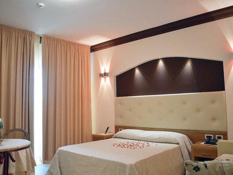 DF05D441F19AF6111493EA7F7BA500CF