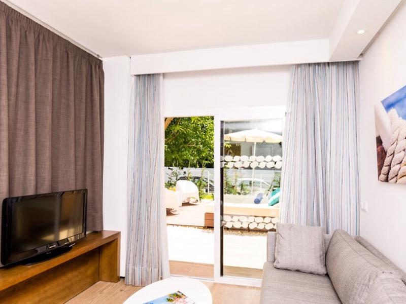 246EA333258A08919D8E7011E26CA9FA