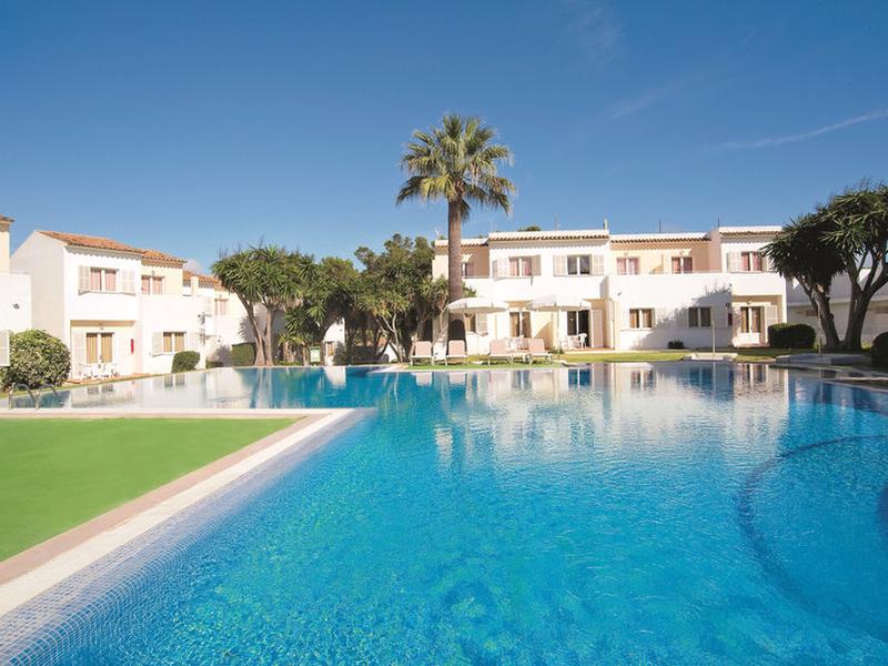 02704F7CA7FF8C4FA233E7641306598F