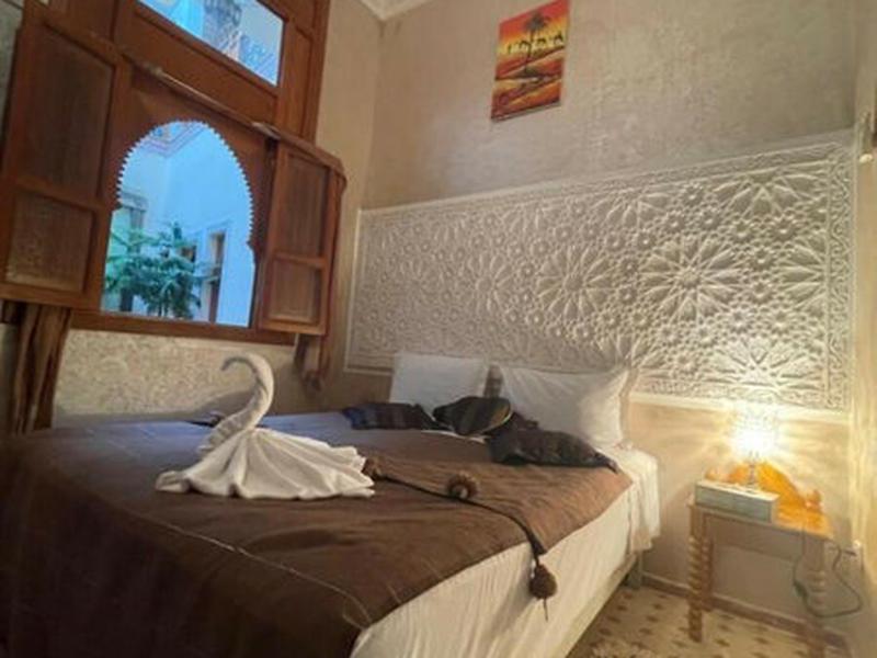 8884C2DAD98F33F09F946A28D87A8FB8