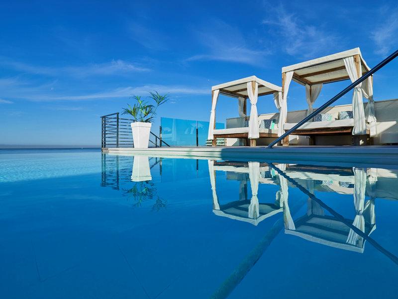 A62A2D026DBF3D6407C78C0895E0000F