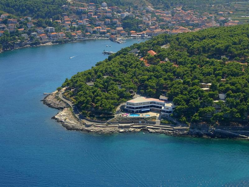 0023F9408789D146F5D4A994B0DE033E