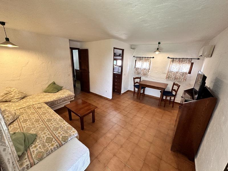 56C8491806E8052929154BFEC9181C0E